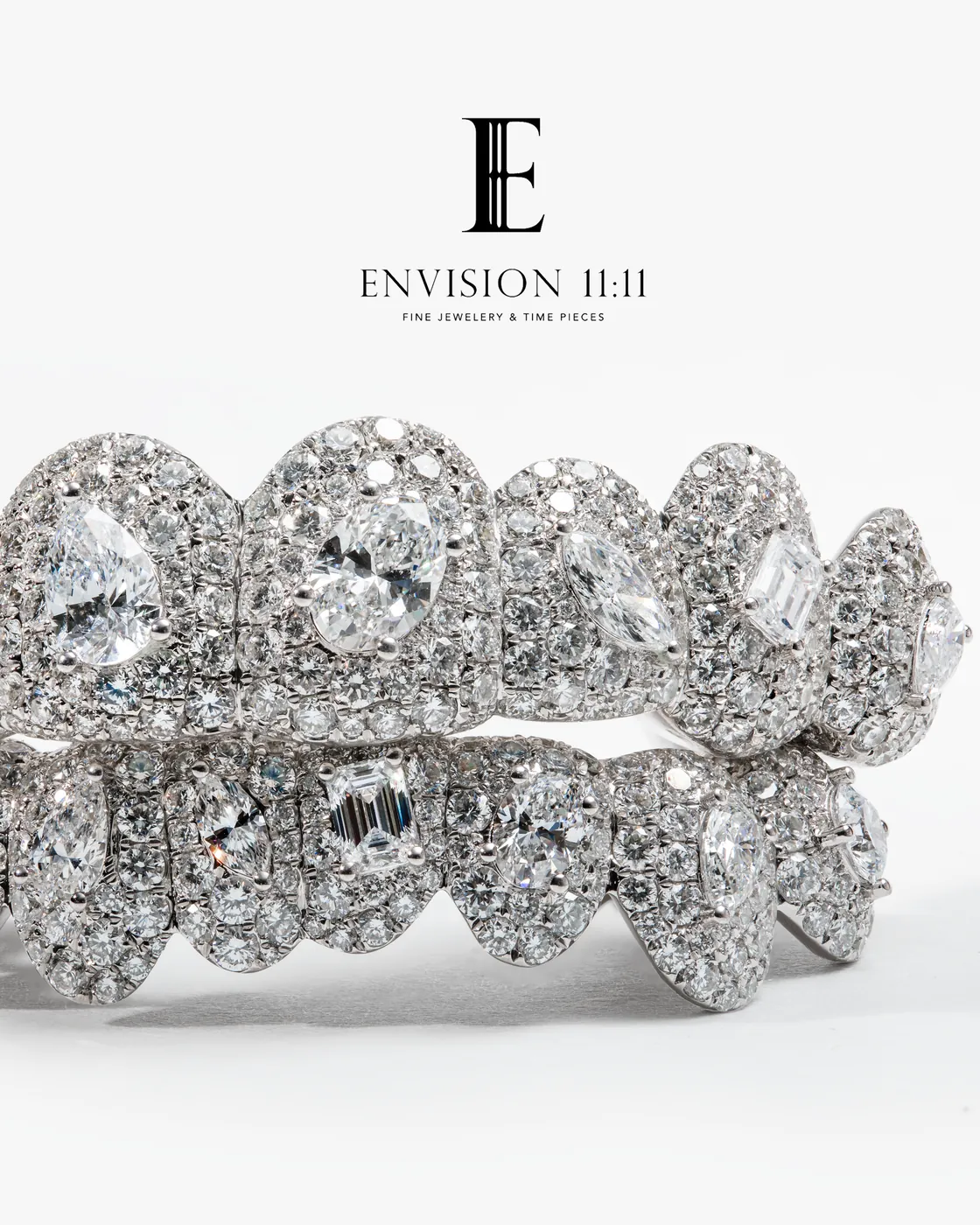 Diamond grillz, close-up