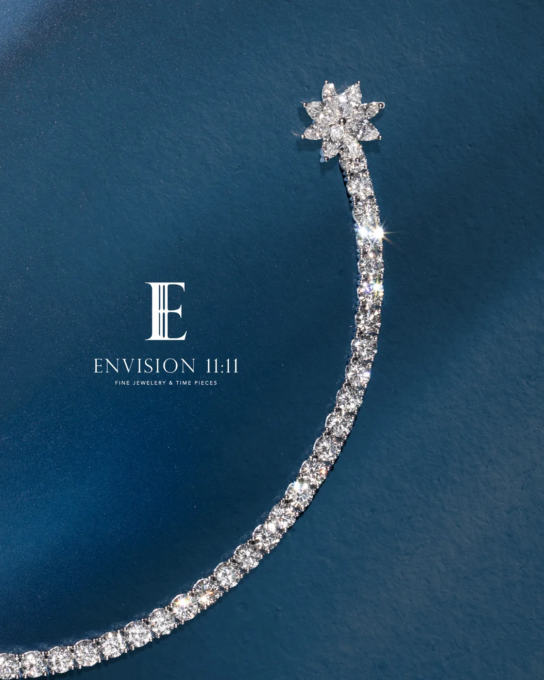 Star tennis bracelet detail